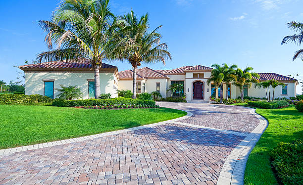 Best Driveway Pavers Near Me  in Benton, IL